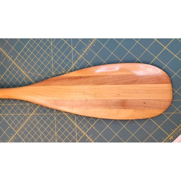 One 24.5 inch  Wooden Boat Canoe Paddle With Leather Wrist Strap - Picture 5 of 7